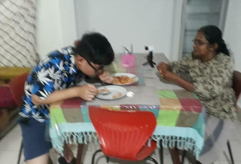 Deluxe Zimmer mit Balkon, Jungle City Hostel