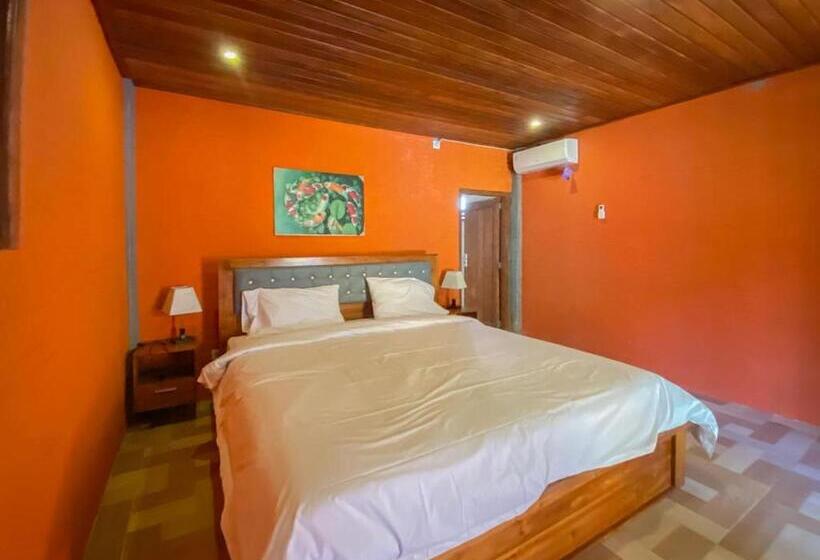 Quarto Estandar, The Lavana Kundra Pratiwi Uluwatu