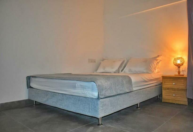 اتاق استاندارد یک نفره, Travelrim Maldives