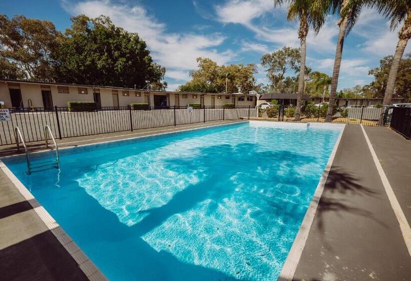 חדר דחוקס עם מיטת קינג, Artesian Spa Motel