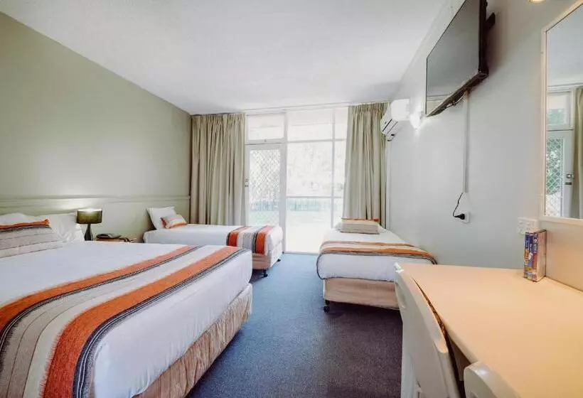 ファミリールーム, Artesian Spa Motel