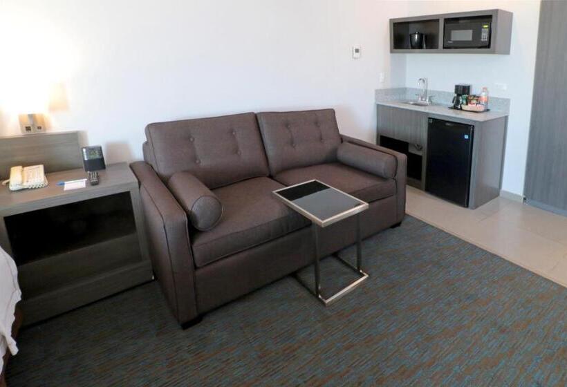 Люкс Кровать Кинг, Holiday Inn Express Hotel & Suites Hermosillo, An Ihg