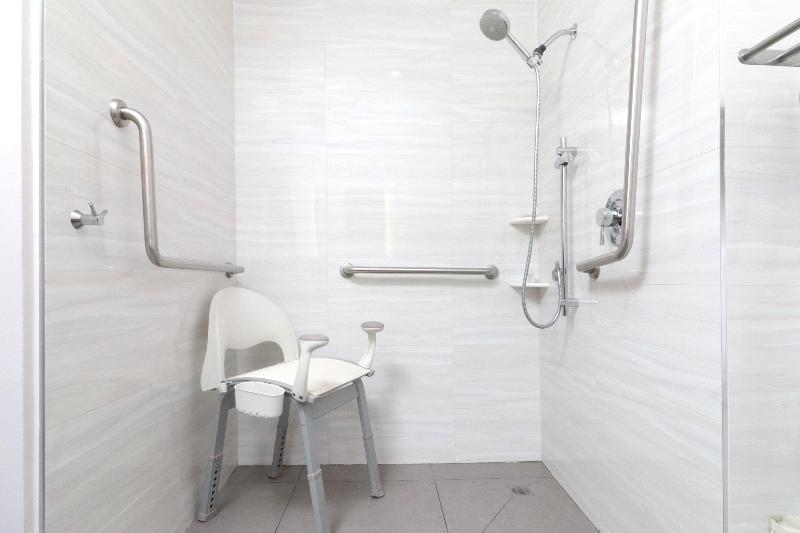 带大床的套房, Holiday Inn Express Hotel & Suites Hermosillo, An Ihg