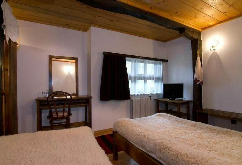 스탠다드 룸, Dedovite Kashti