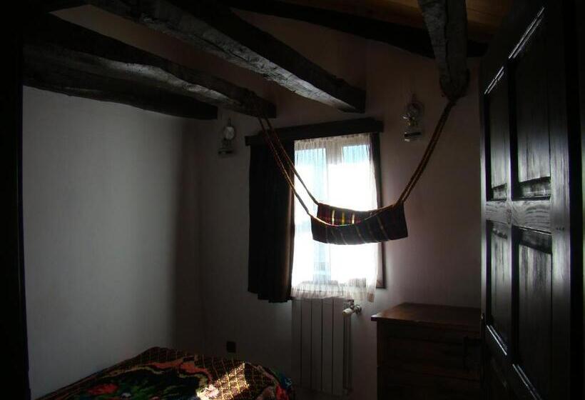 2침실 아파트 정원 전망, Dedovite Kashti