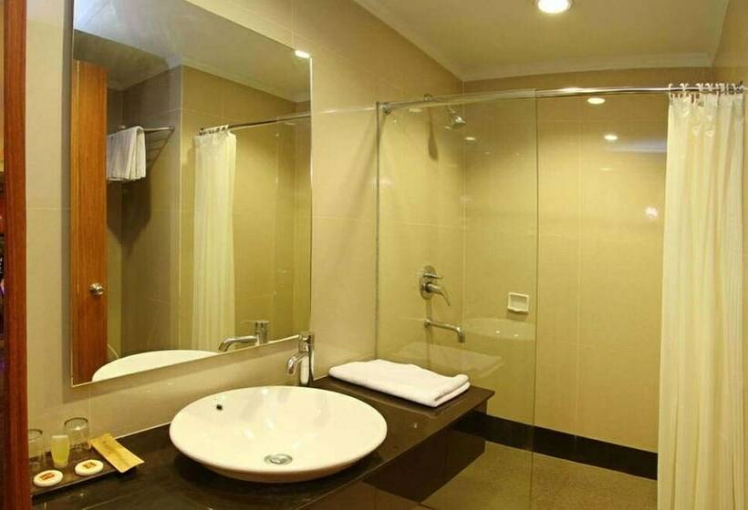 豪华房间, Pangeran City