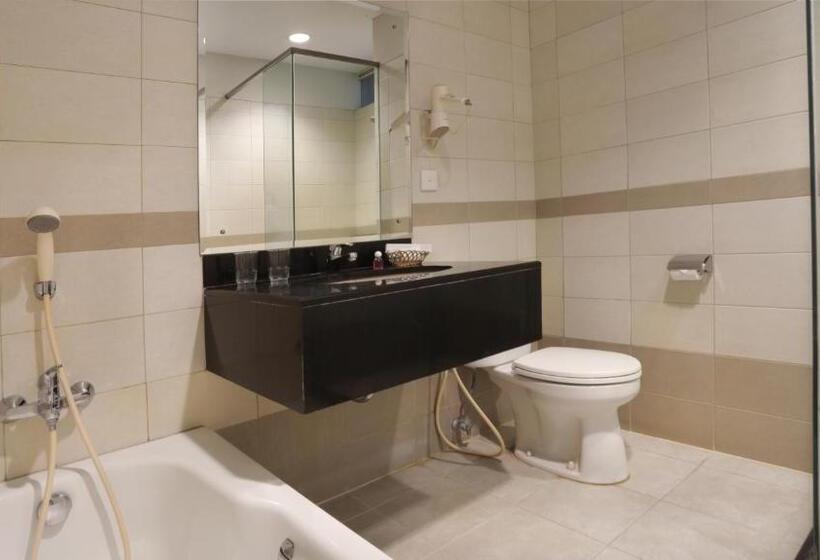 패밀리 룸, Quirin