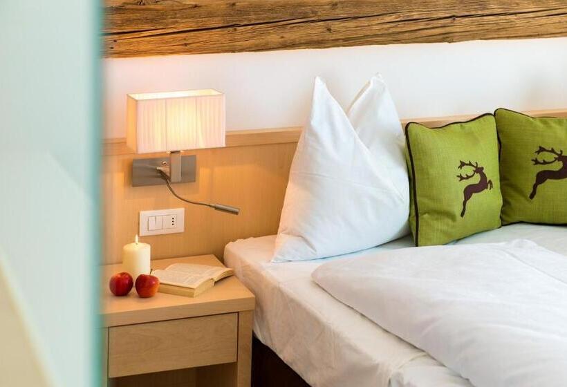 주니어 스위트, Regglbergerhof