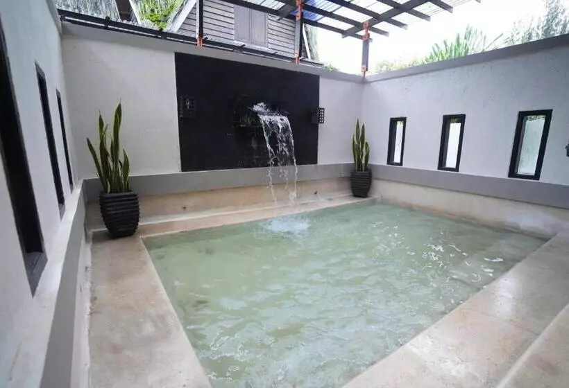 Bungalow Familial, Sabda Alam Hotel & Resort