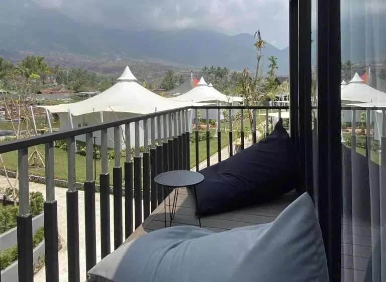 Studio Standard, Sabda Alam Hotel & Resort
