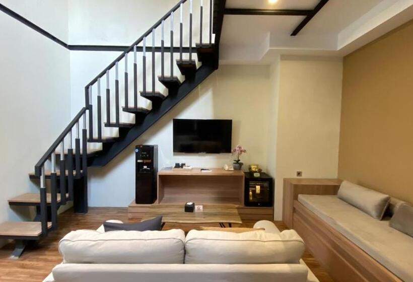 标准工作室, Sabda Alam Hotel & Resort