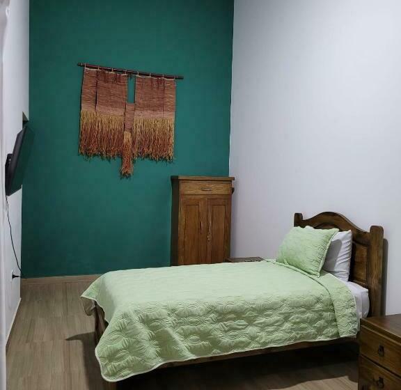 اتاق استاندارد یک نفره, Casa San Martín