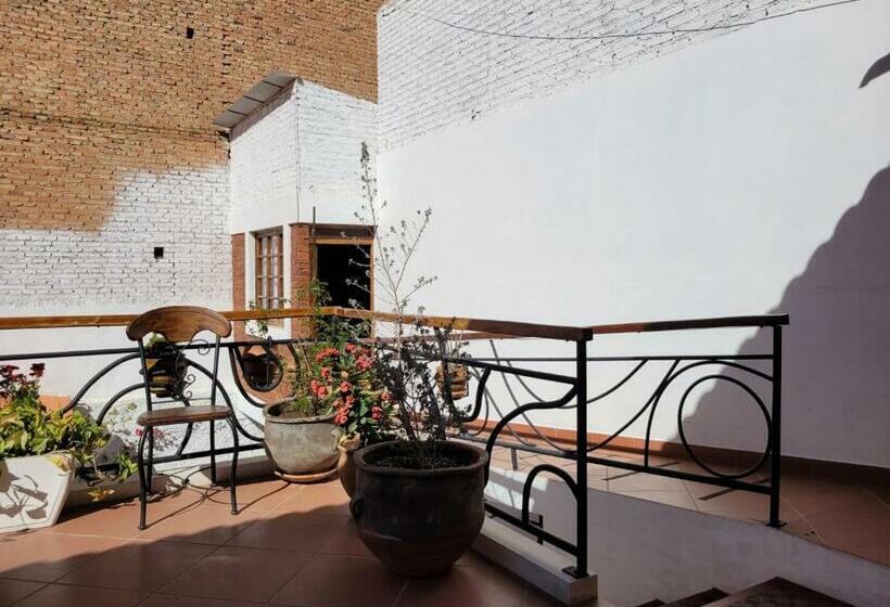 اتاق استاندارد یک نفره, Casa San Martín