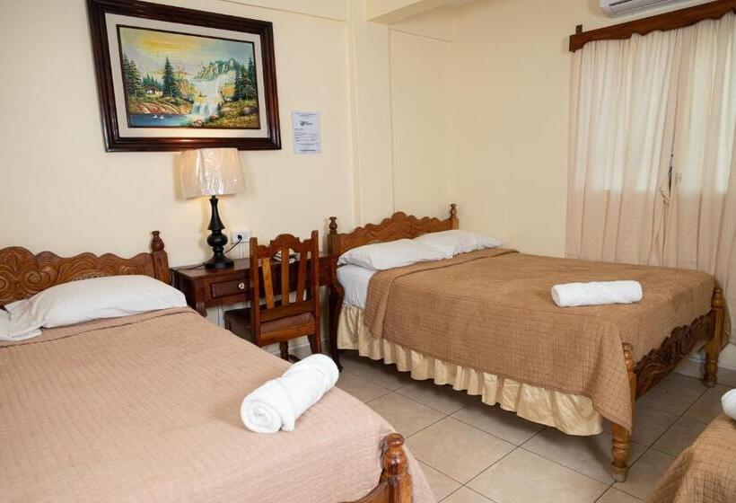 スタンダードルーム, Internacional Palmerola