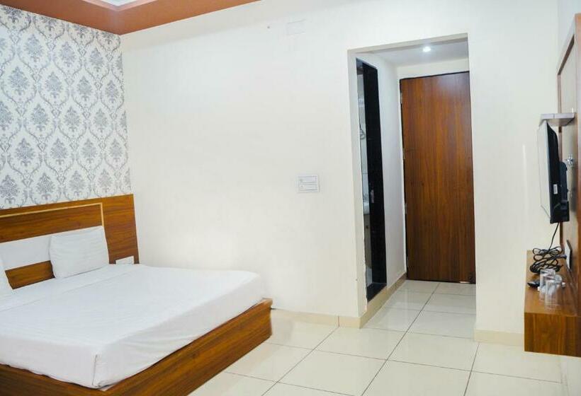 Deluxe Rum, Ardency Green