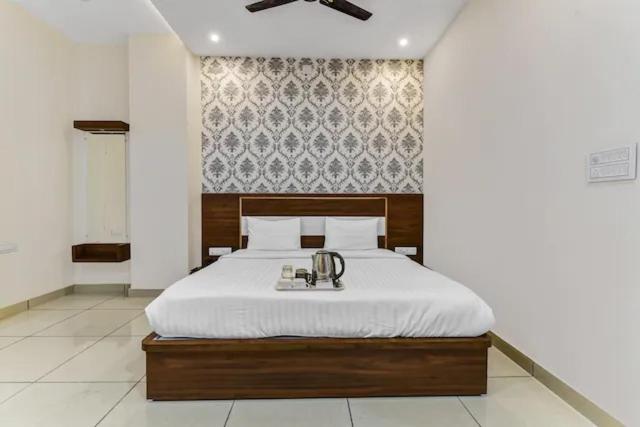 Deluxe Rum, Ardency Green