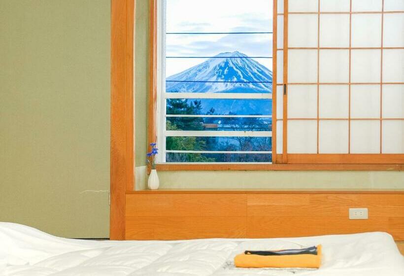 标准三人间, 芙蓉山居煙霞ー元富士の屋旅館ー