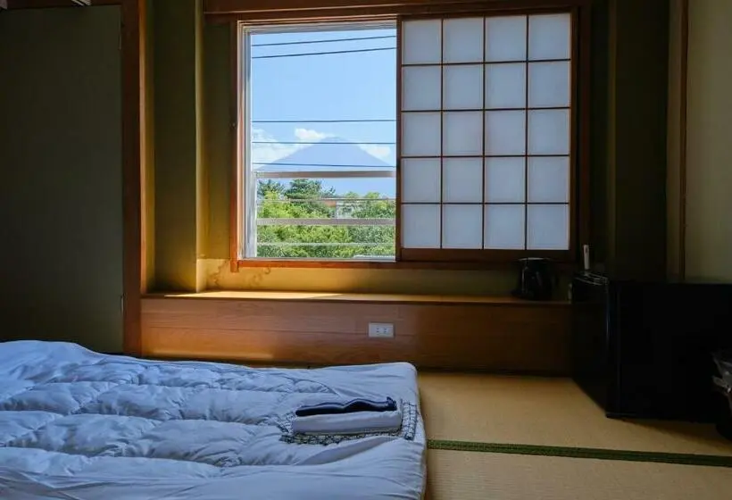 Standard Kolmen Hengen Huone, 芙蓉山居煙霞ー元富士の屋旅館ー