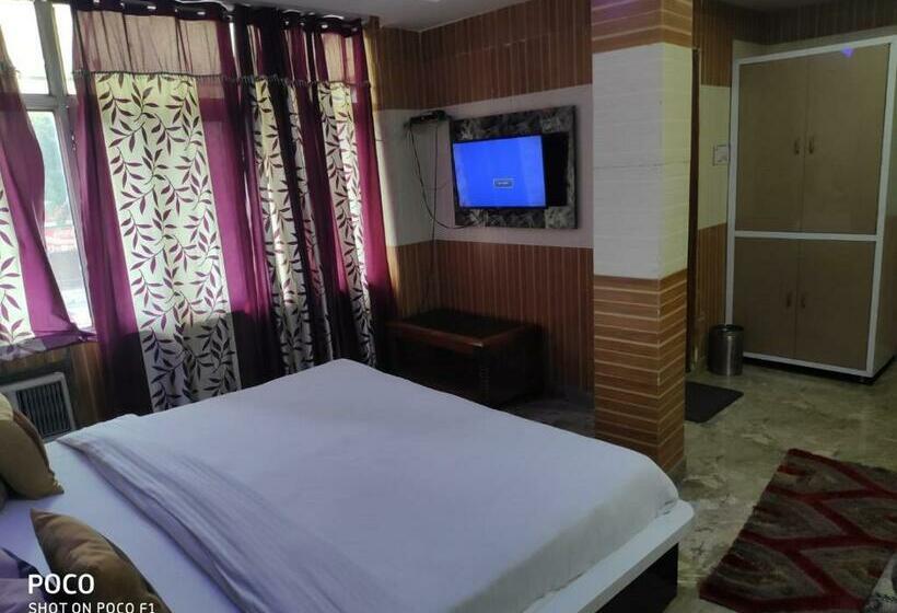 スーペリアールーム, Diamond, Meerut