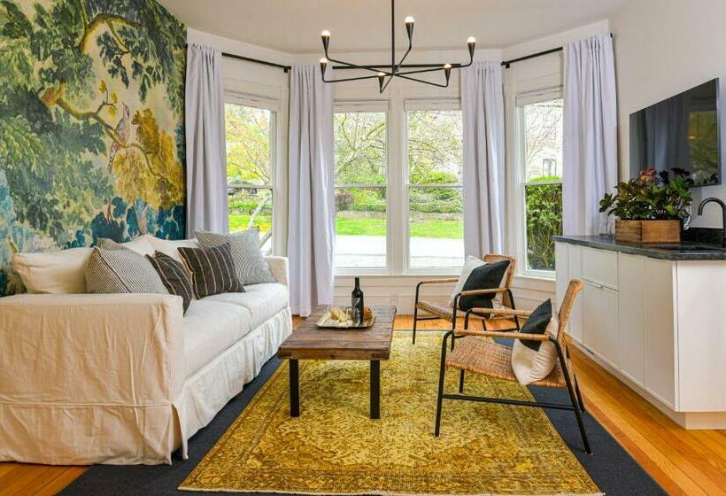 Deluxe Suite met Kingsize Bed, Kubli Haus