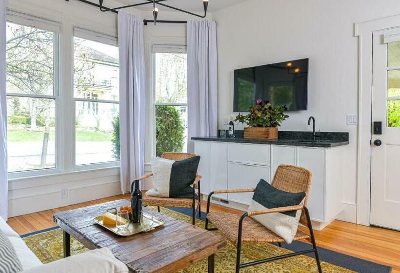 Deluxe Suite met Kingsize Bed, Kubli Haus