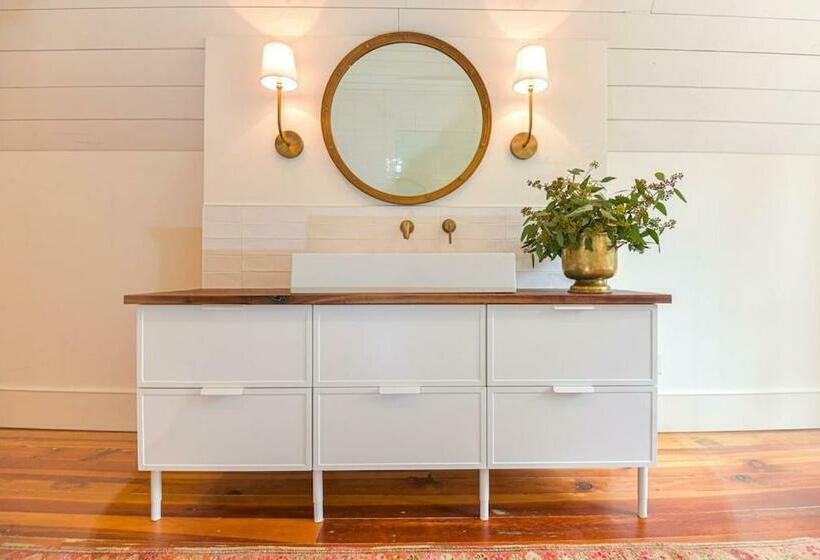 Deluxe Suite, Kubli Haus