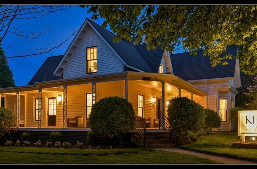 Deluxe Studio, Kubli Haus