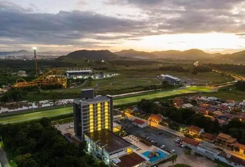 スタンダード４人部屋, Solar Pedra Da Ilha