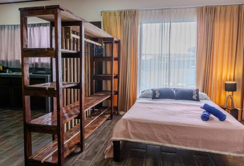 شقة غرفة نوم واحدة مزودة بشُرفة, Argdivan Hostel