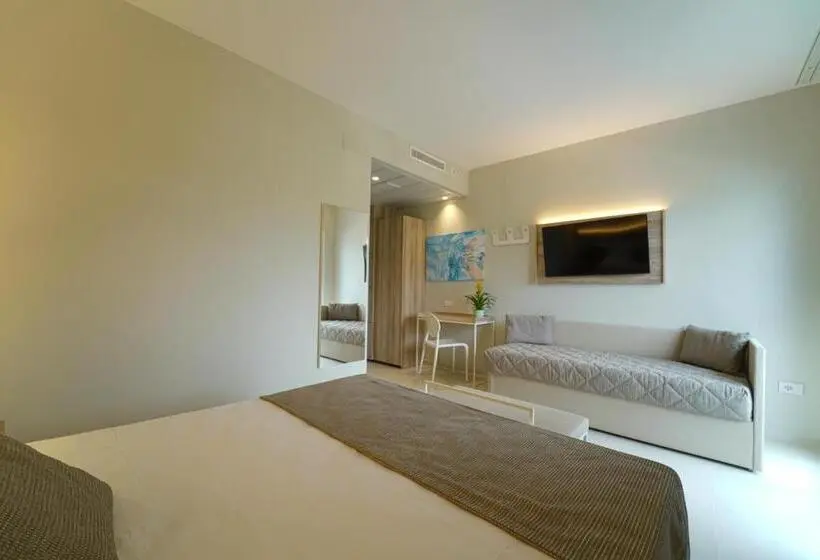 庭の見えるスタンダードトリプルルーム, Eleamare Resort