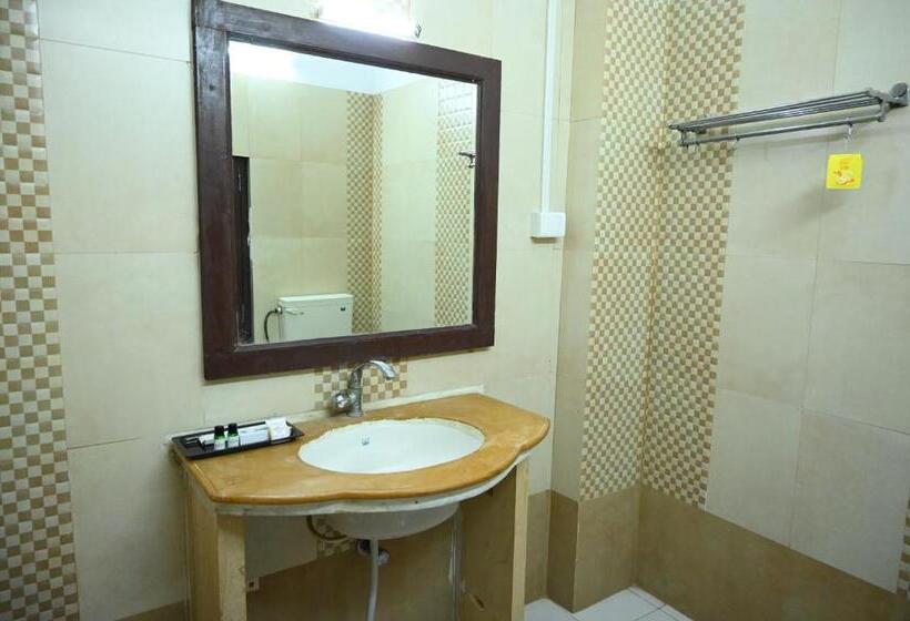 高级家庭房间, Navodaya Jaisalmer