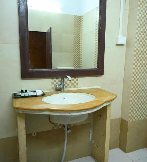 高级家庭房间, Navodaya Jaisalmer