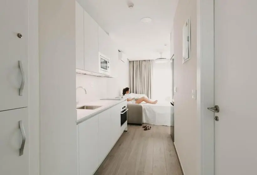 استودیو استاندارد با تراس, Apartamentos Subup