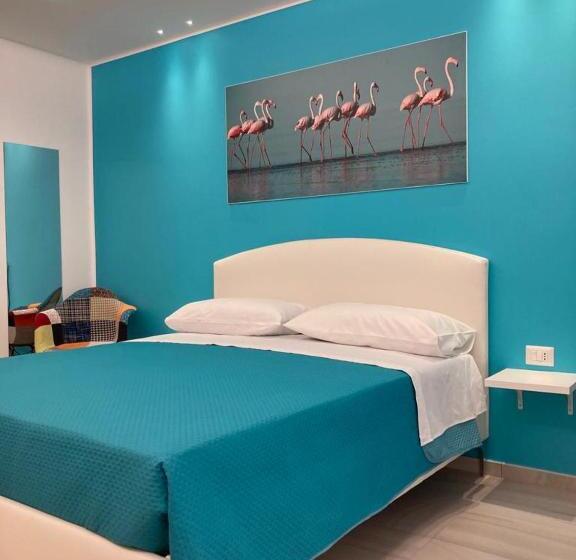 اتاق استاندارد سه نفره, La Darsena Rooms