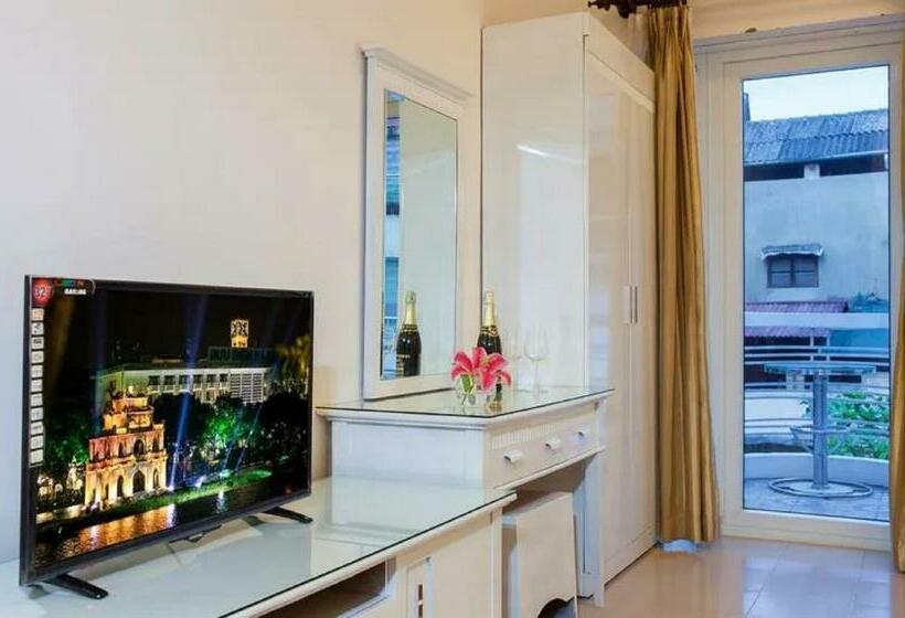 اتاق خانوادگی, Hanoi Jade Hostel
