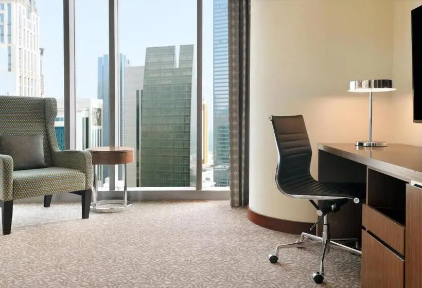 Club Room King Bed, Le Méridien City Center, Doha