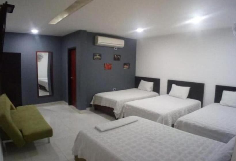 Négyágyas Standard Szoba, Montecarlo Suite