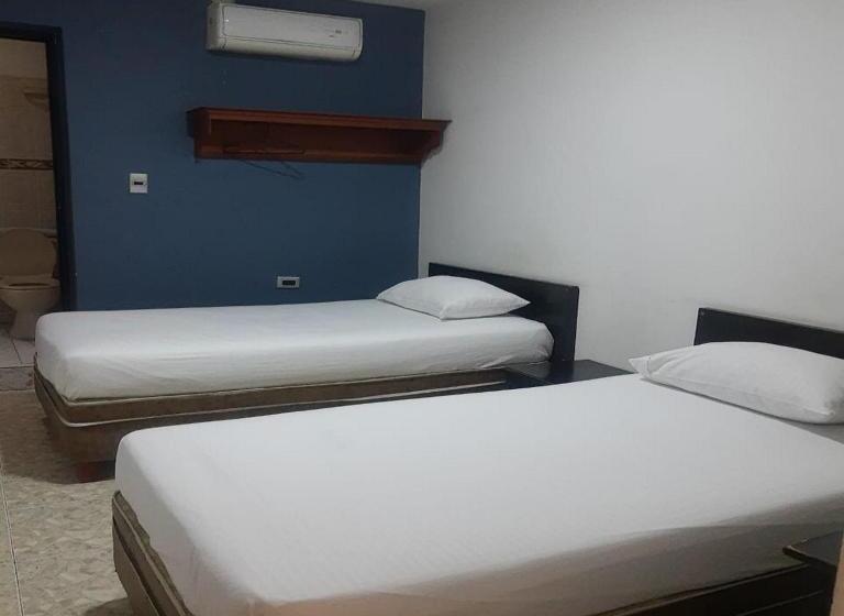 Standard Szoba, Montecarlo Suite