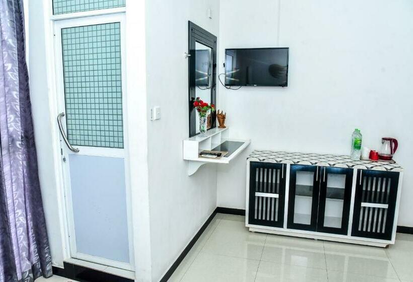 스탠다드 룸, New Isuru City