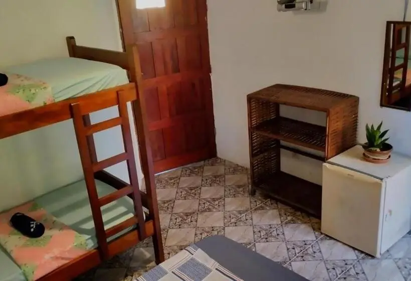 Standard Neljän Hengen Huone Parveke, Jurema Hostel
