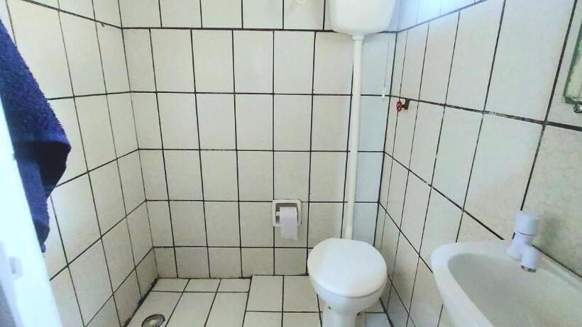 Lüks Süit, Jurema Hostel