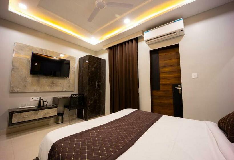 Standard Room, Keptown