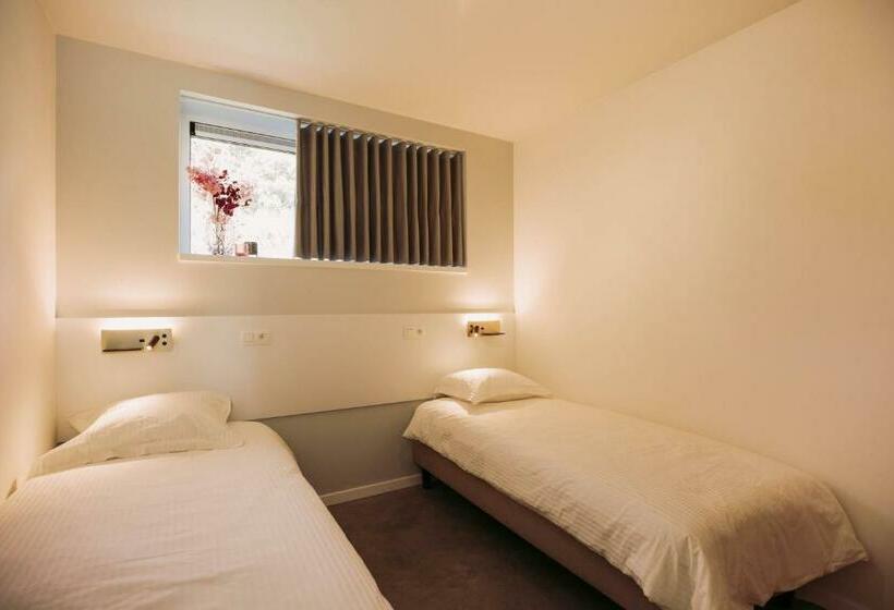 غرفة قياسية مزوَّدة بتراس, City Housing Genk