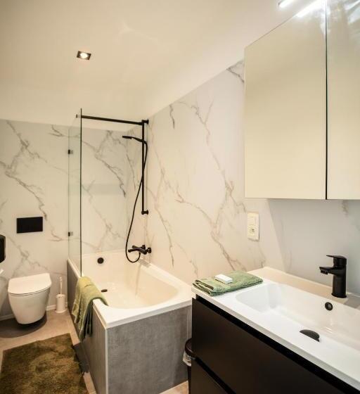 جناح عائلي, City Housing Genk