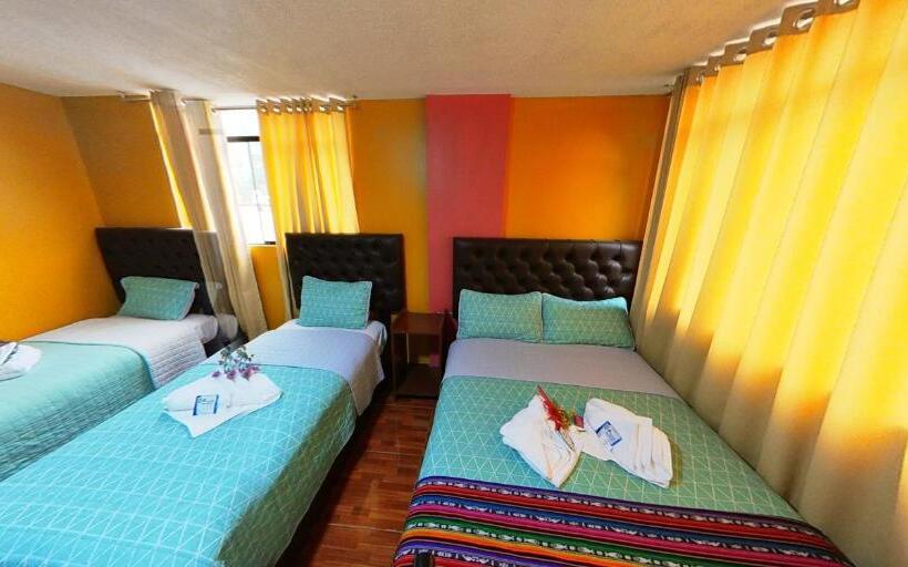 اتاق استاندارد سه نفره, Yacumama Santa Teresa