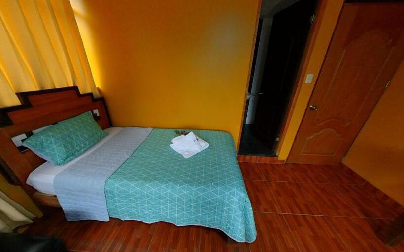 اتاق استاندارد سه نفره, Yacumama Santa Teresa
