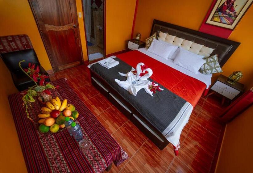 اتاق لوکس, Yacumama Santa Teresa