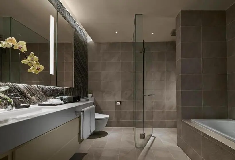 2 Bedroom Suite