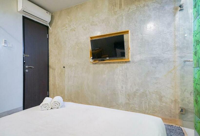 Номер Superior, Urbanview Hotel Syariah De Umbrella Ciputat