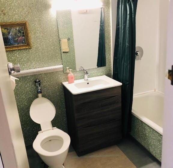 חדר משפחתי, Ariki Backpackers